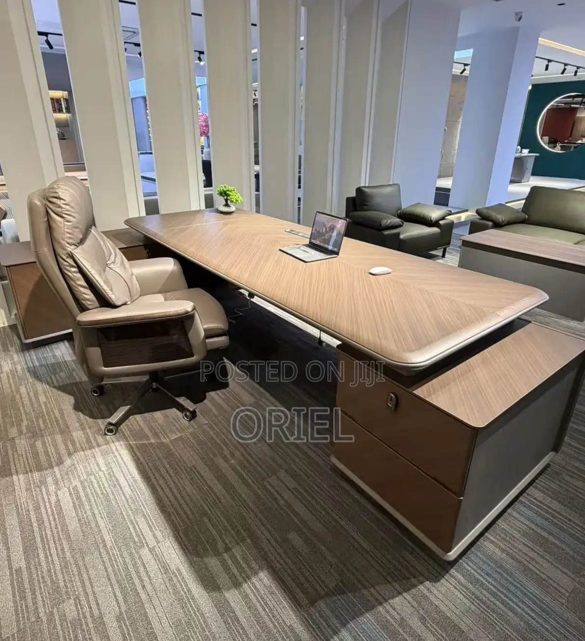 Office Desk : 2 Meters Luxury High-End L-Shape Desk