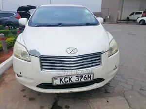 Toyota Mark X Zio 2009 White
