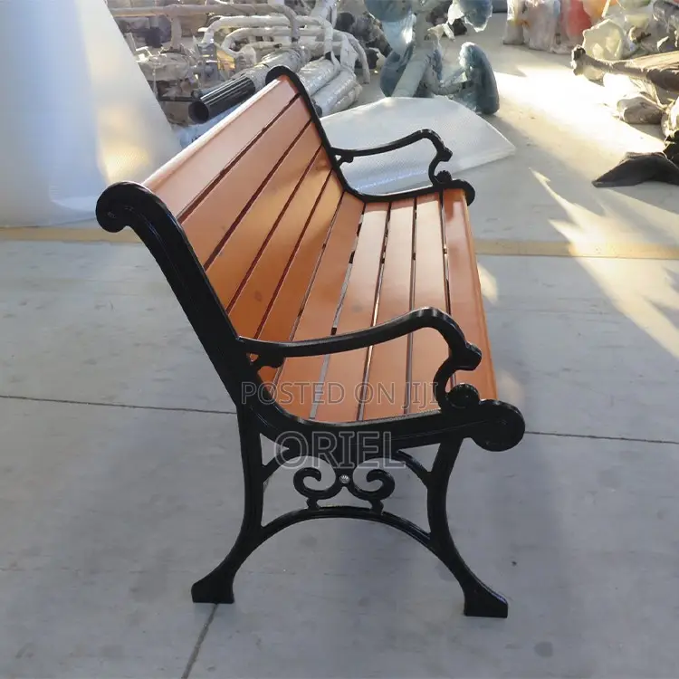 Office Bench : Modern Outdoor Bench