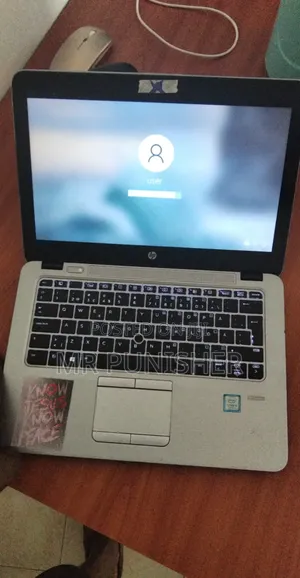 Laptop HP EliteBook 840 G3 8GB Intel Core i5 SSHD+SSD 256GB