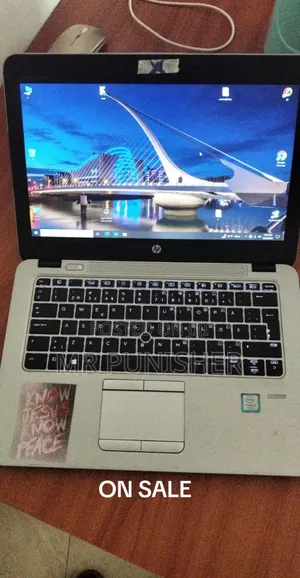 Laptop HP EliteBook 840 G3 8GB Intel Core i5 SSHD+SSD 256GB