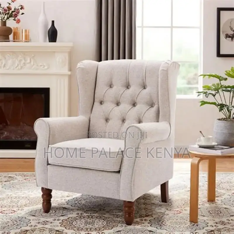 Arm Chair; Premium Upholstered Accent Chair for Modern Interiors