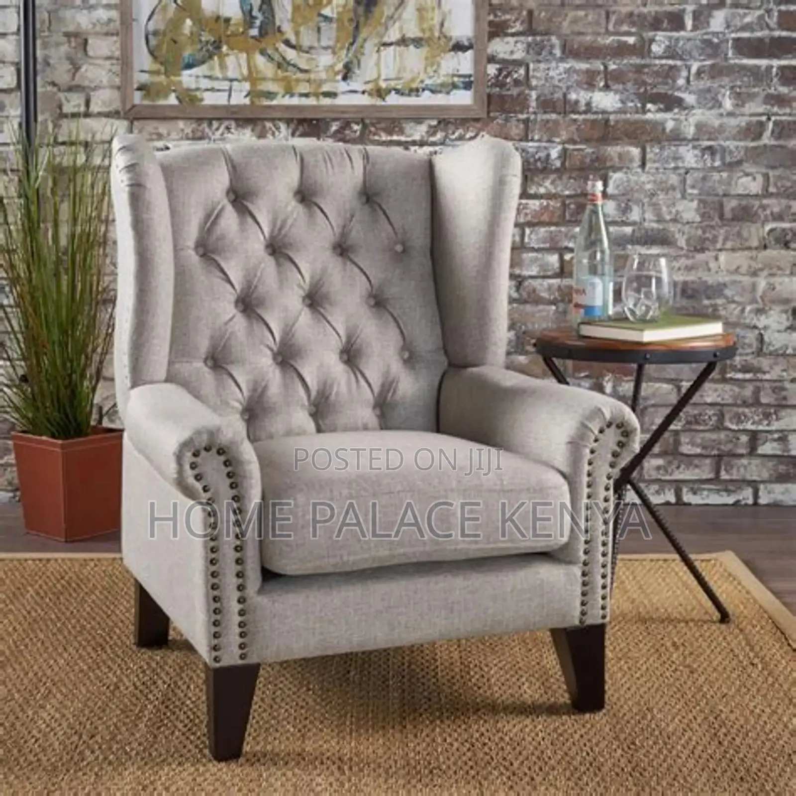 Arm Chair; Premium Upholstered Accent Chair for Modern Interiors