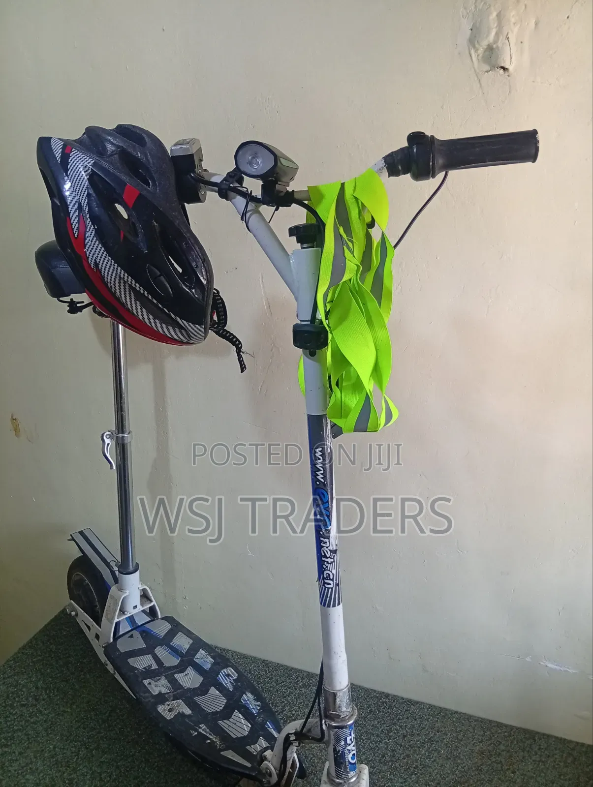 Very Powerful 2023 Evo-250w Adult Electric Scooter Ex-Uk