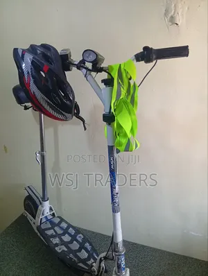 Very Powerful 2023 Evo-250w Adult Electric Scooter Ex-Uk