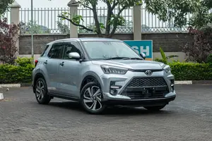 Toyota Raize 2019 Silver