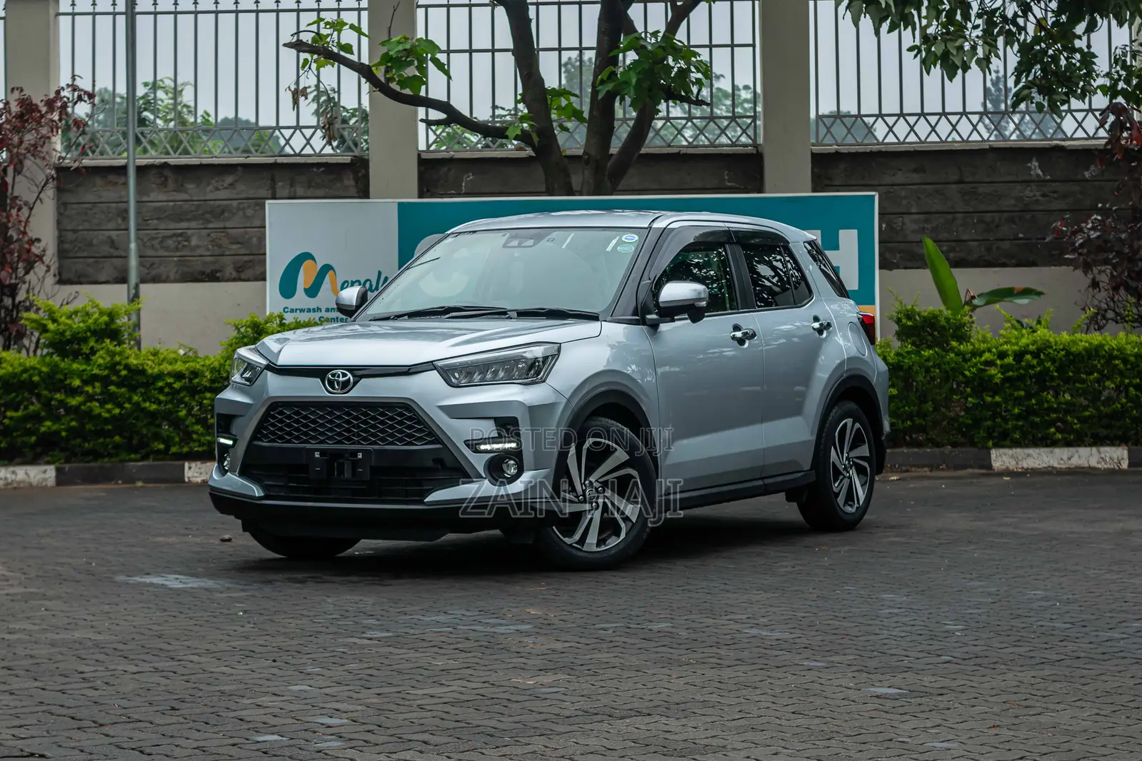 Toyota Raize 2019 Silver