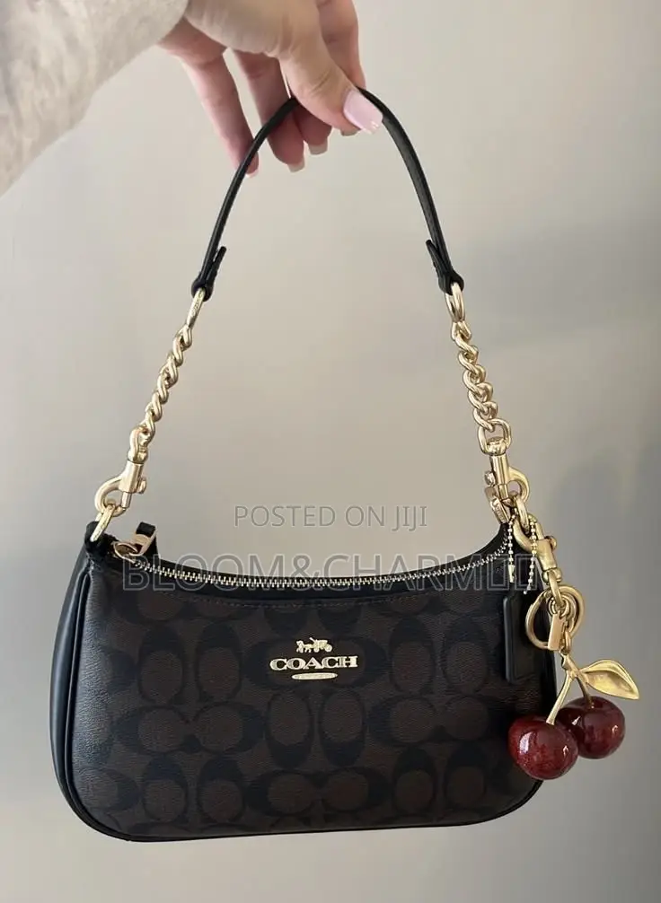 Quality Ladies Handbag – Available in Different Colors