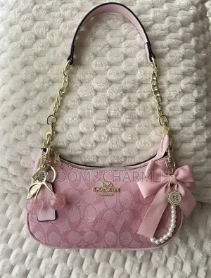 Quality Ladies Handbag – Available in Different Colors