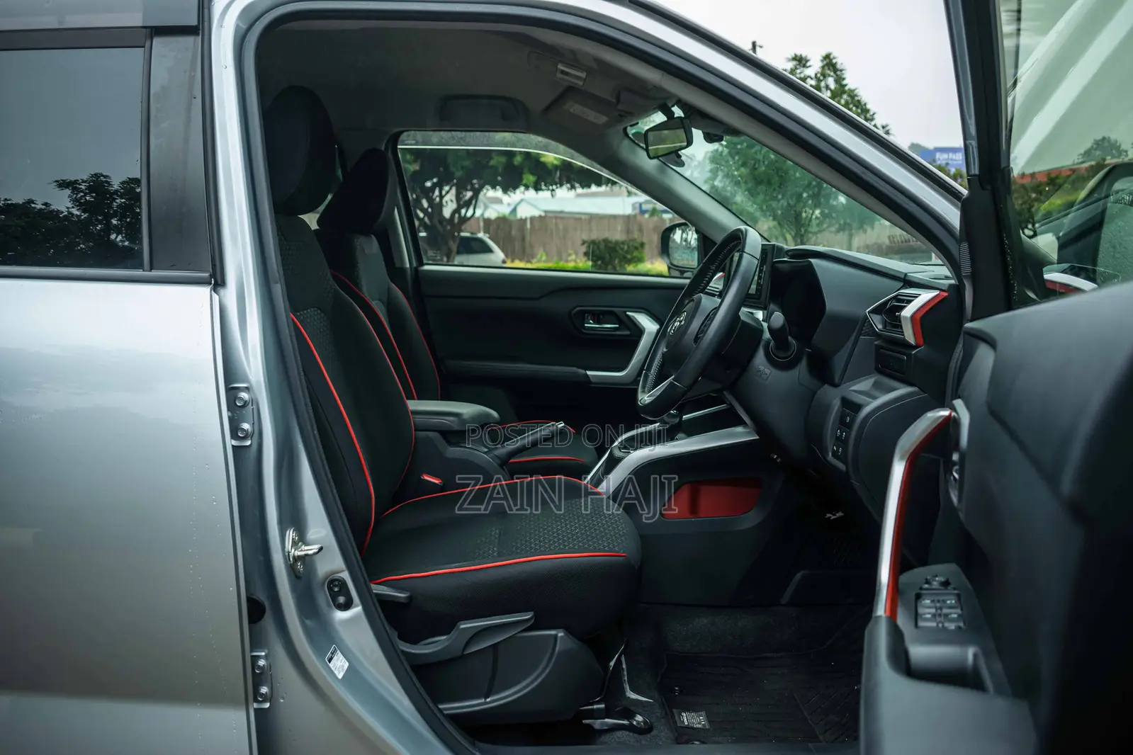Toyota Raize 2019 Silver