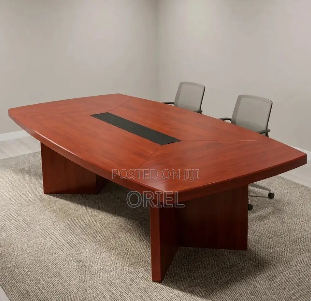 Office Boardroom Table : 8-Seater Conference TAble