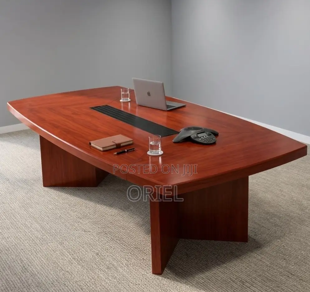 Office Boardroom Table : 8-Seater Conference TAble
