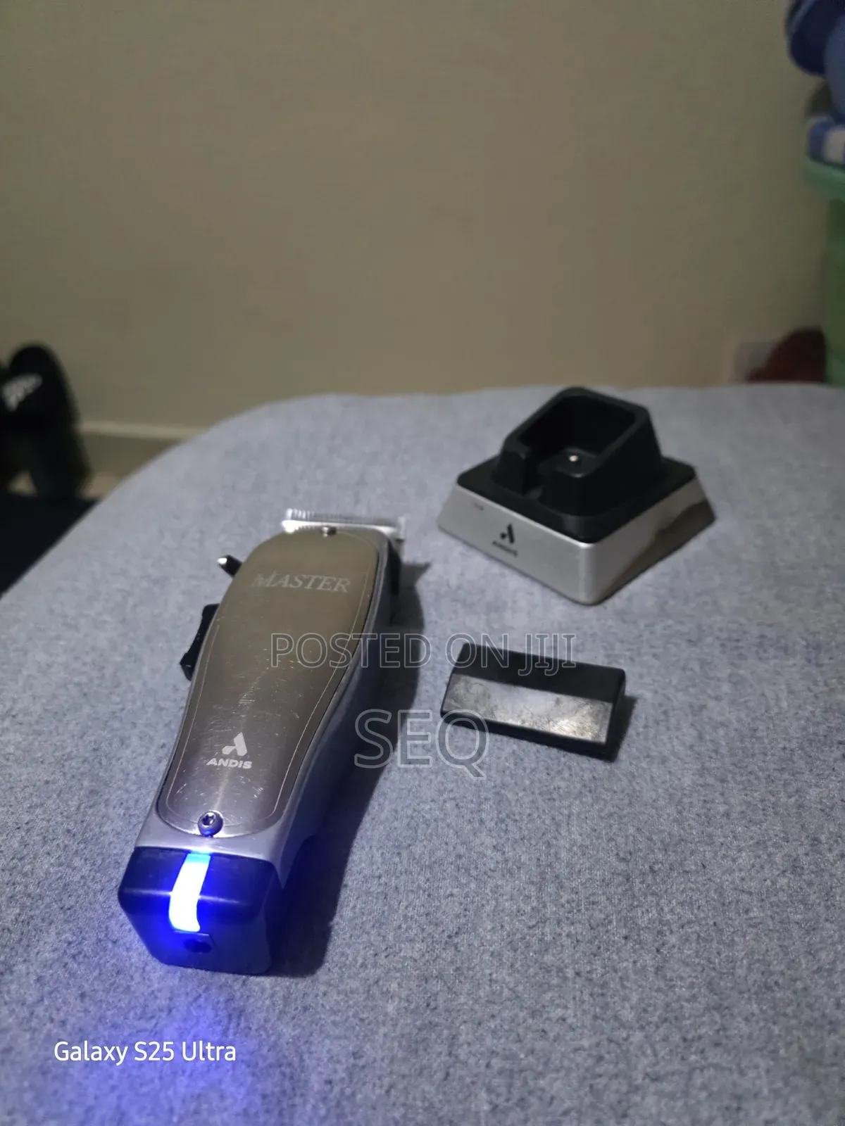 Clean Andis Master Professional Clipper