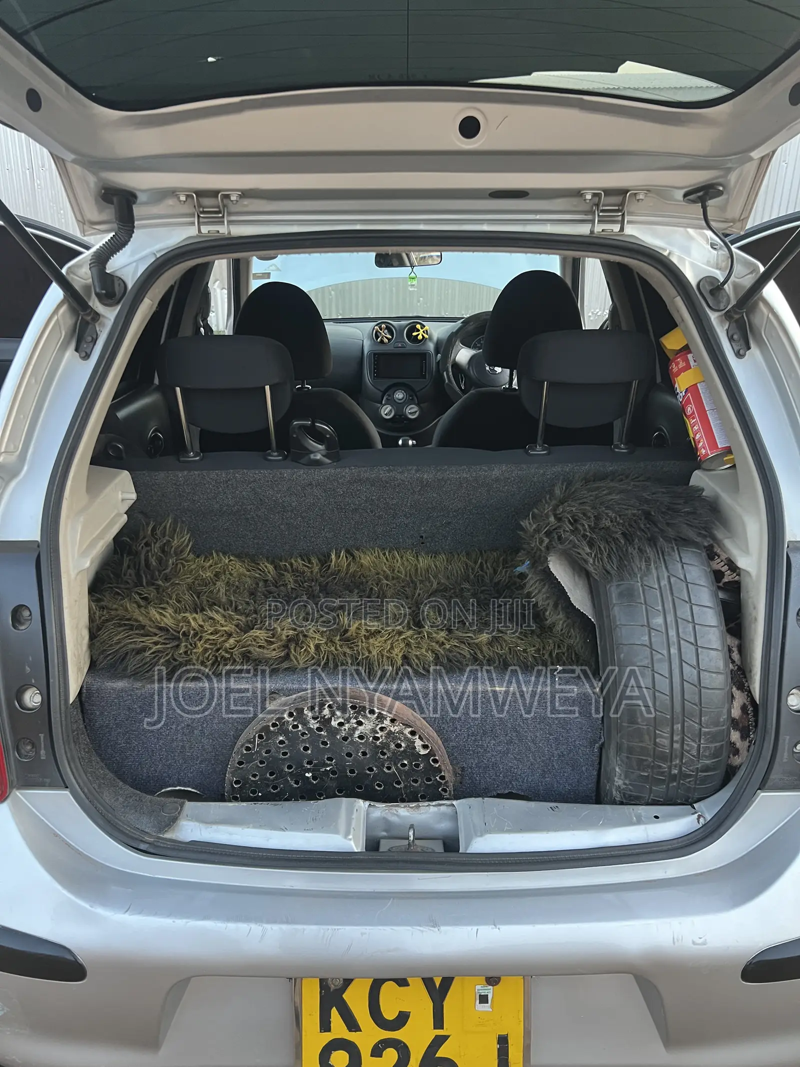 Nissan March 1.2 FWD 2012 Silver