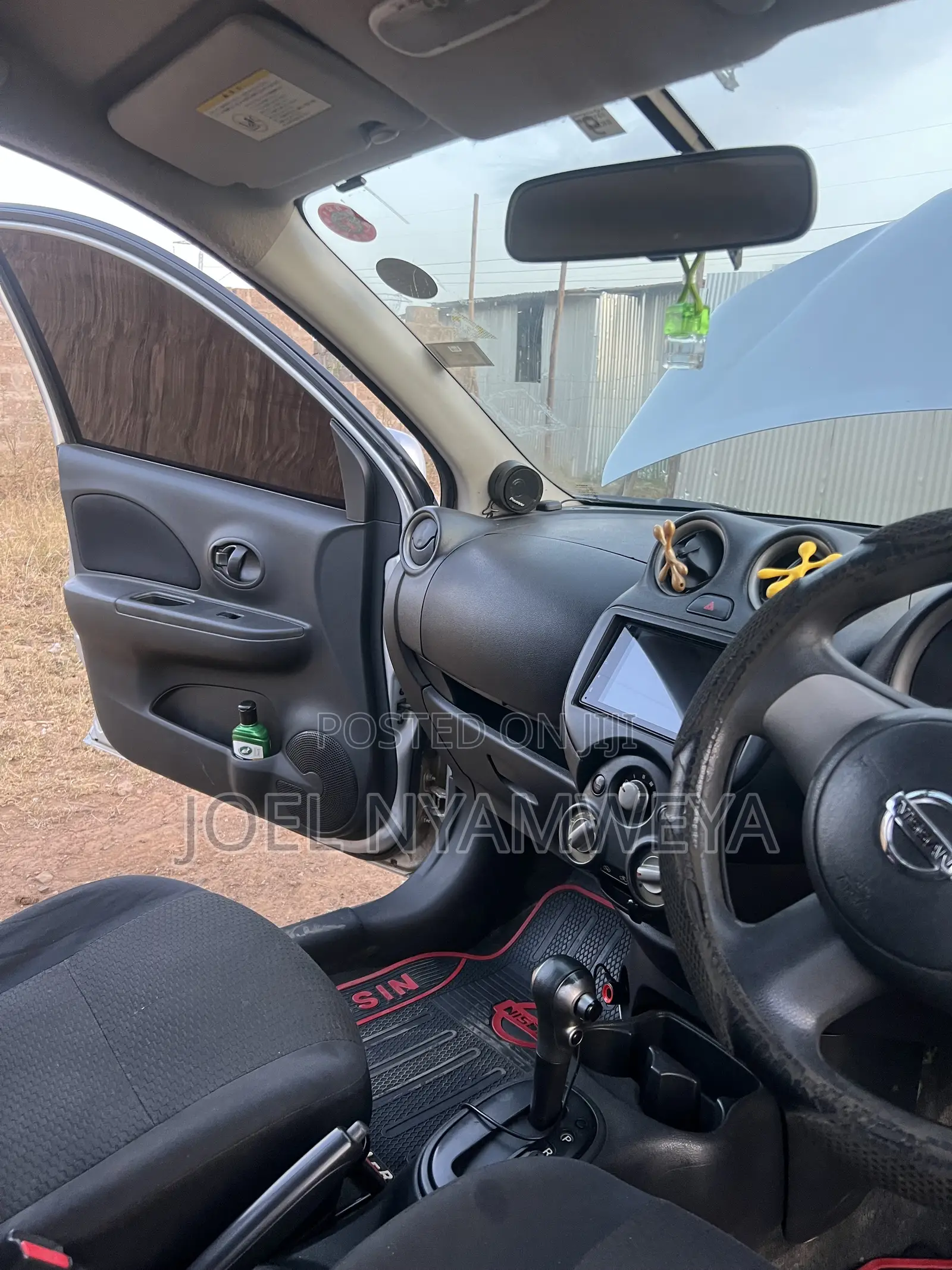 Nissan March 1.2 FWD 2012 Silver
