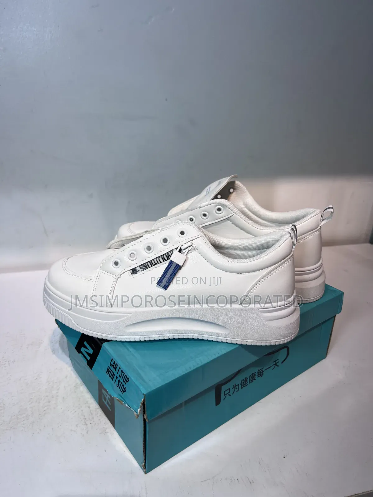 White Fashion Sneakers