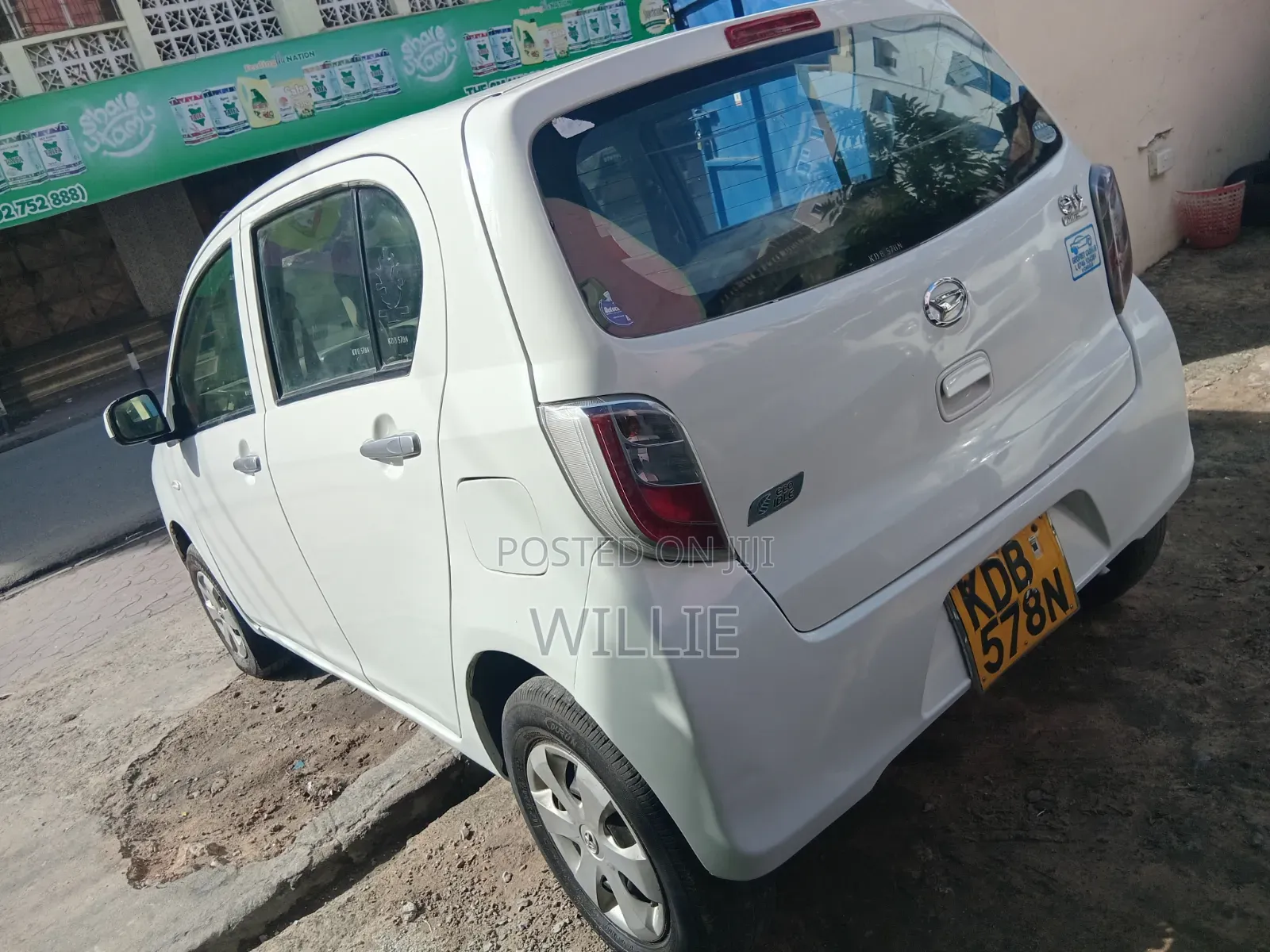 Daihatsu Mira 2014 White