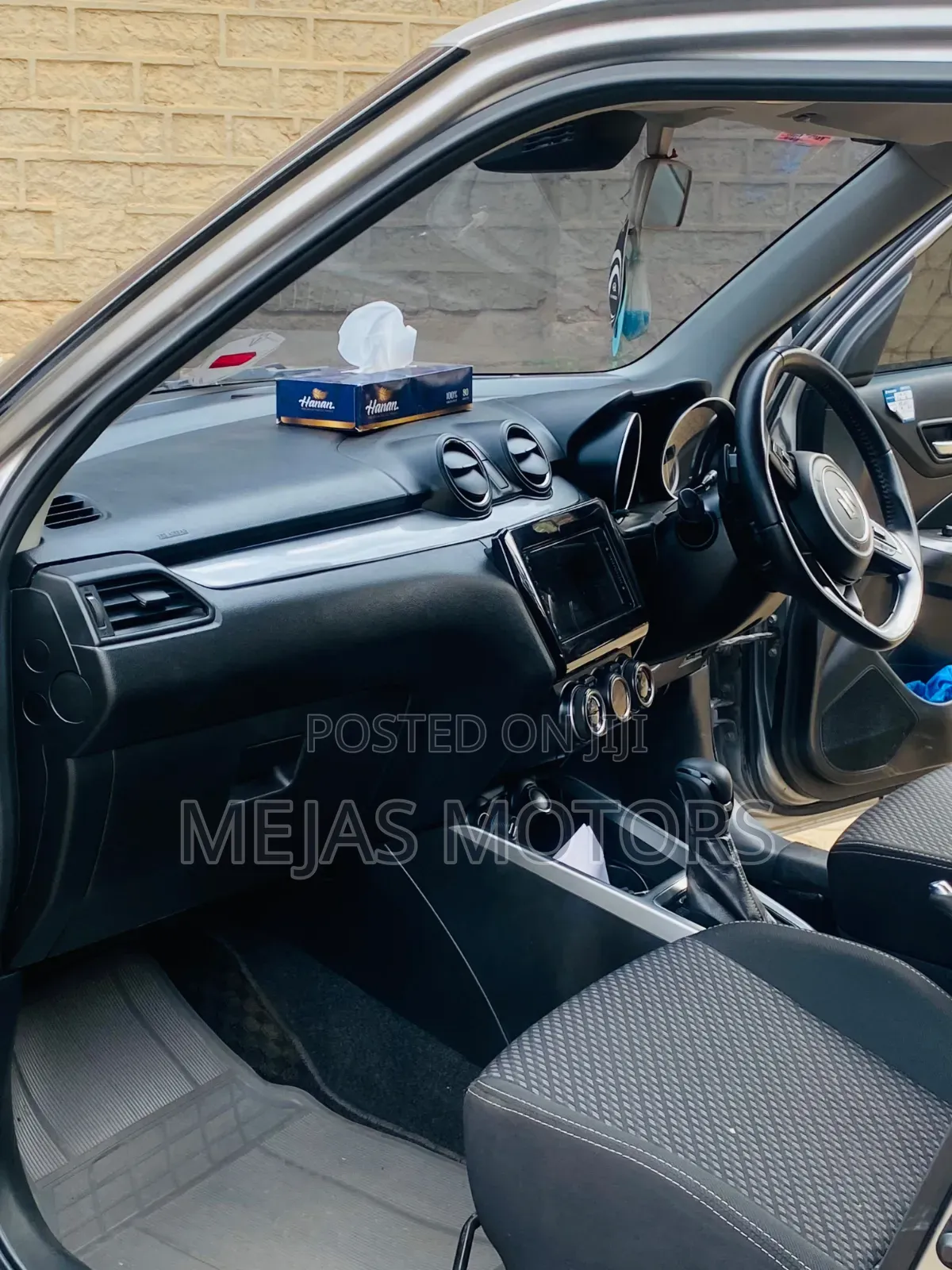 Suzuki Swift 2018 Silver