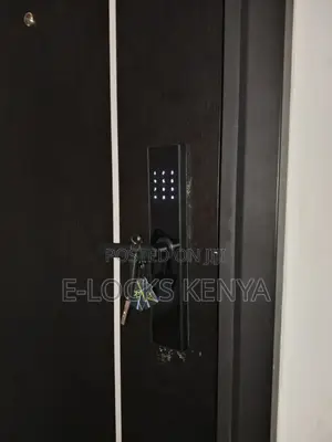 Smartlock Smart Card Unlock Fingerprint Password Door Lock