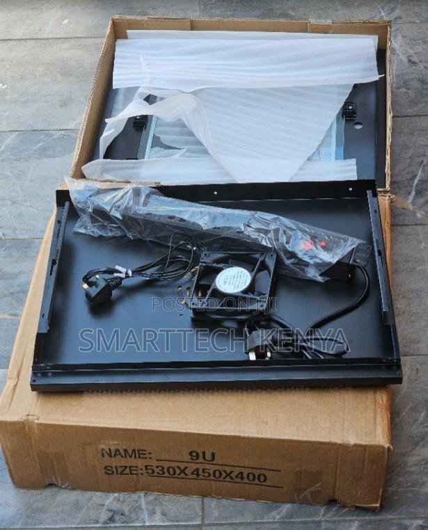 9U 19 Inch Network Rack Cabinet for CCTV, Router Switch