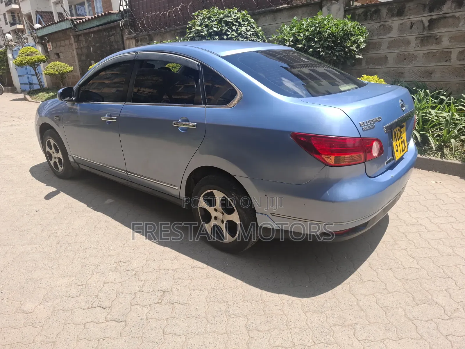 Nissan Bluebird 2008 Blue