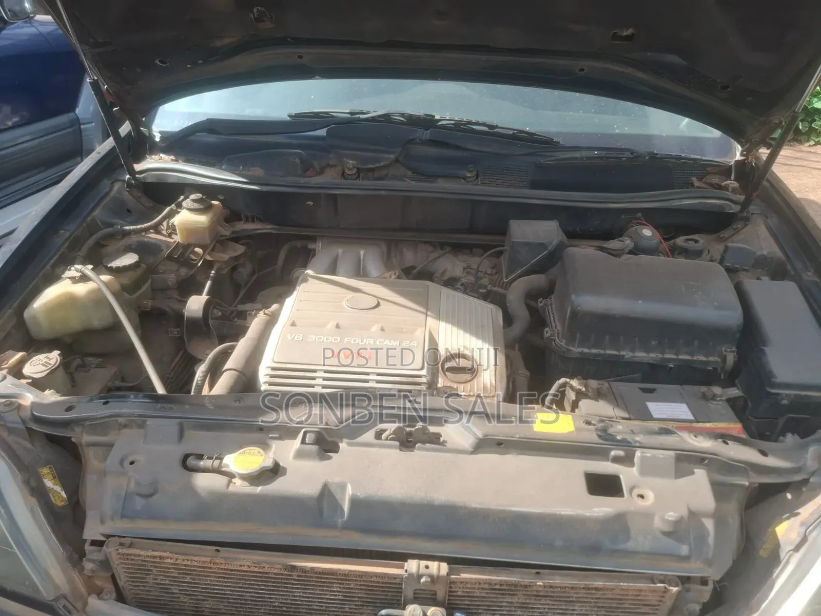 Toyota Harrier 3.0 V6 2001 Black