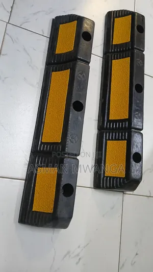 Heavy-Duty Wheel Stopper