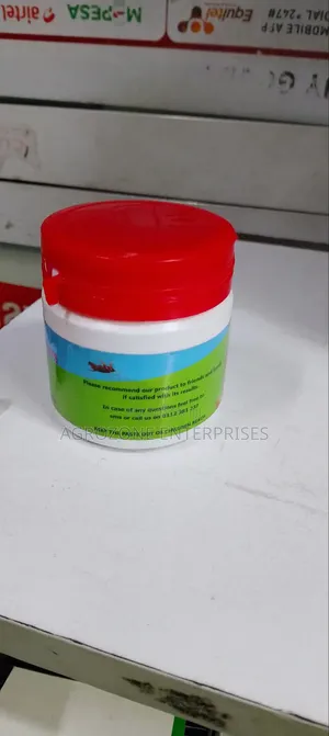 Essie Cockroach Paste 200gms