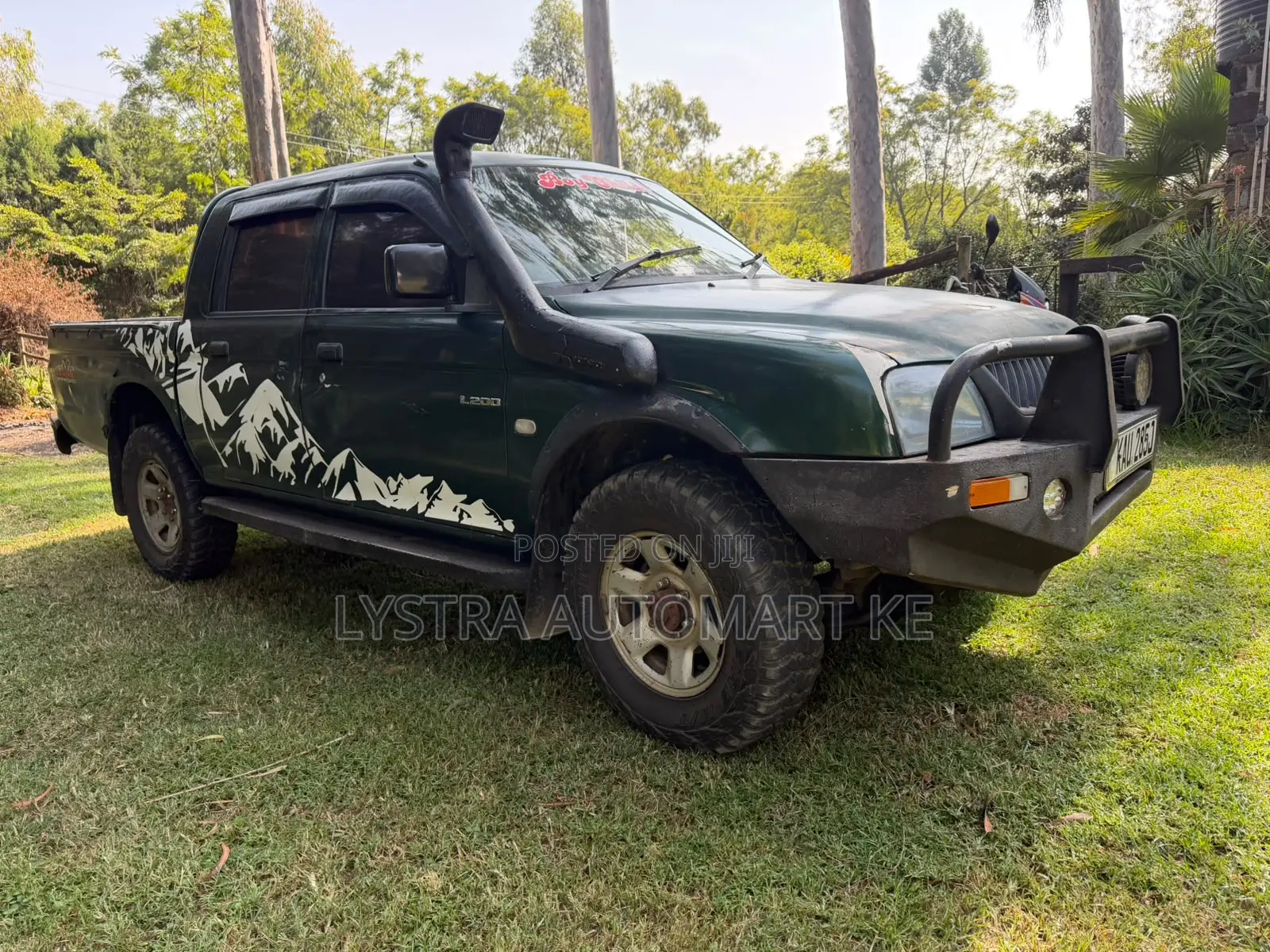 Mitsubishi L200 2004 Green