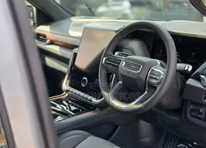 New GMC Yukon 2024 Silver