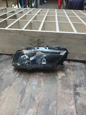 Volkswagen Passat B7 Headlight | VW Passat B7 Front Headlamp