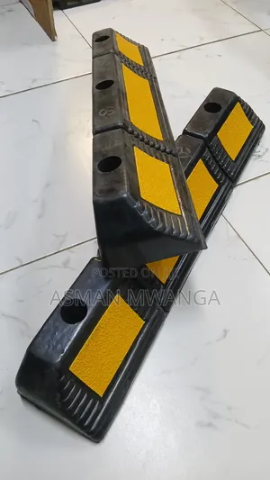 Heavy-Duty Car Parking Wheel Stoppers
