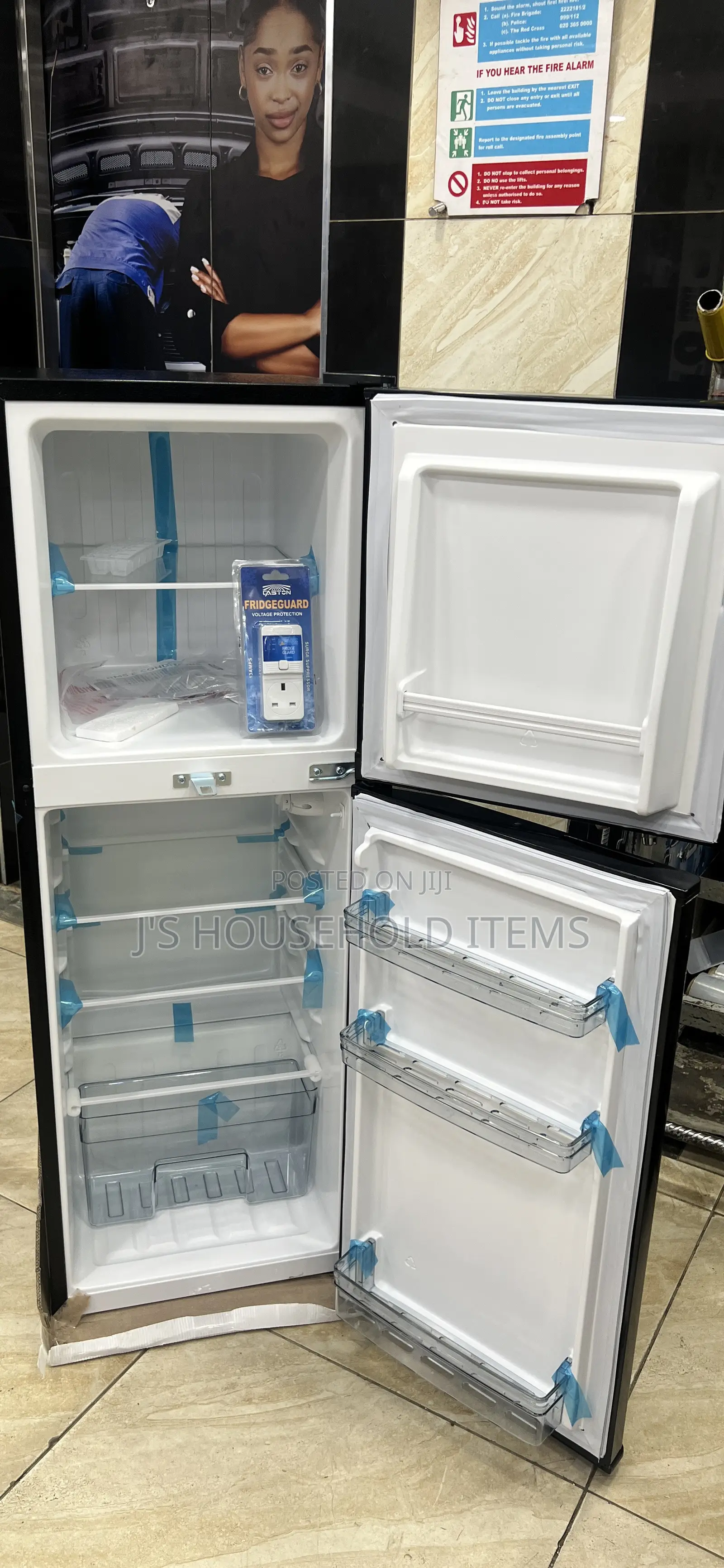 Ecomax 138 Litres Black Double Door Refrigerator