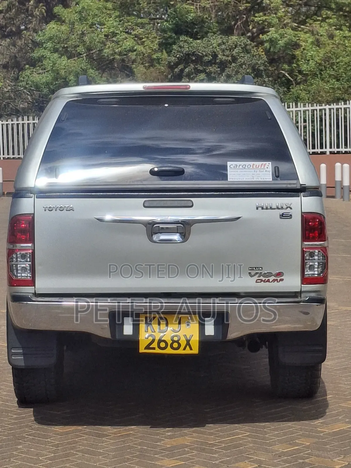 Toyota Hilux 2015 Silver