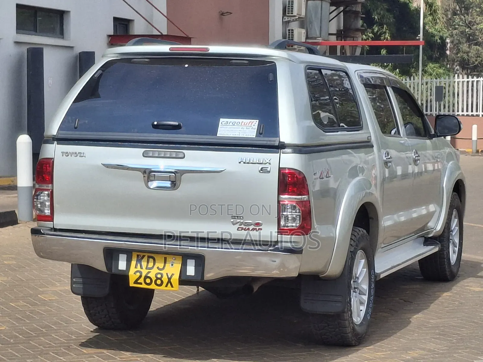Toyota Hilux 2015 Silver