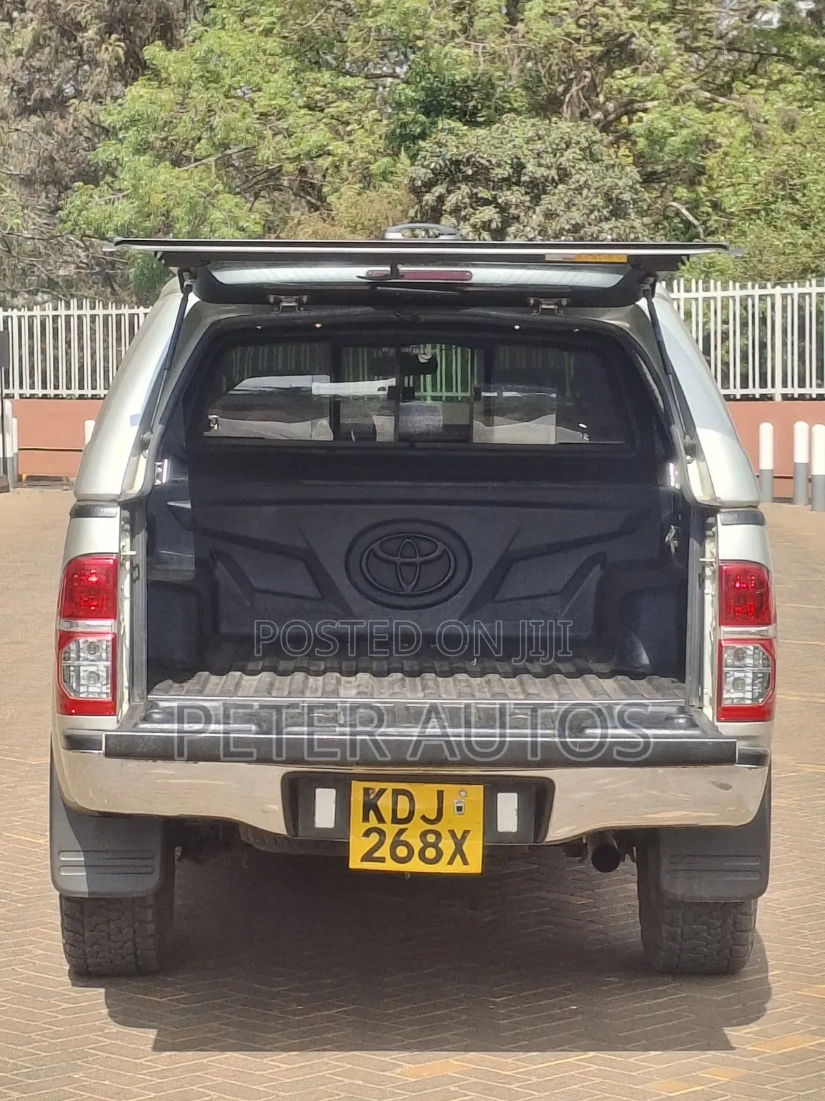 Toyota Hilux 2015 Silver