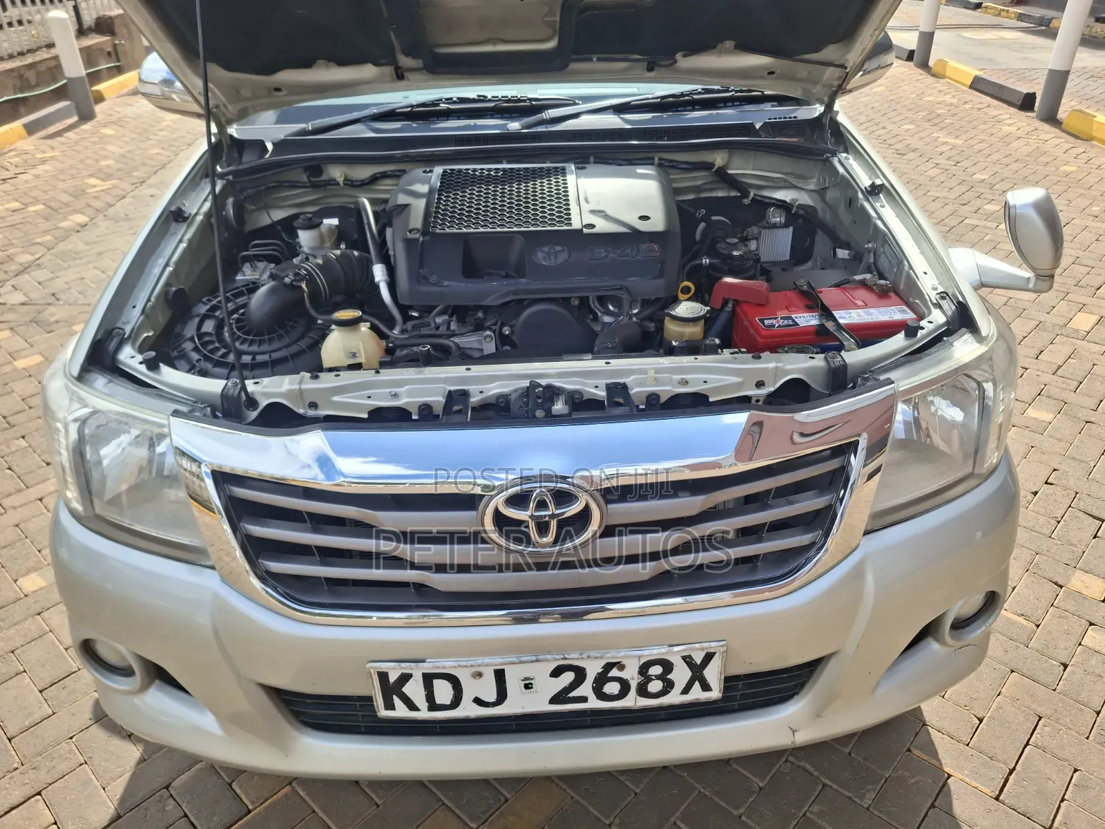 Toyota Hilux 2015 Silver