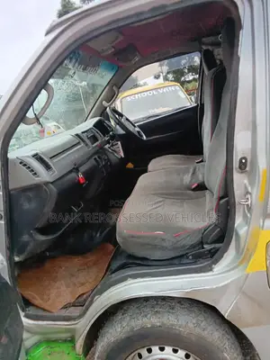 Toyota HiAce 2017 Grey