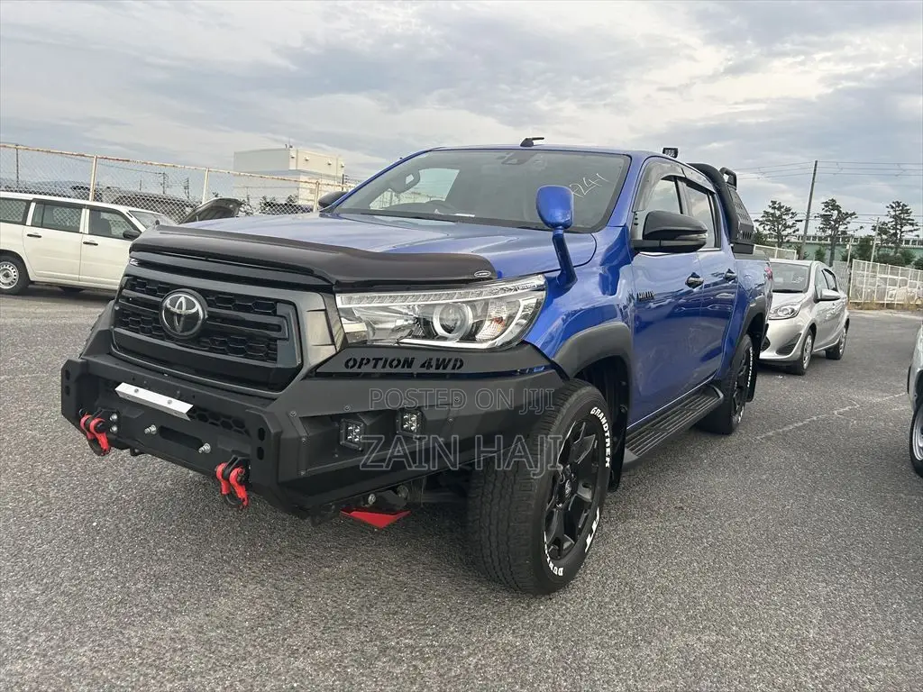 Toyota Hilux 2.4 Diesel 2020 Blue