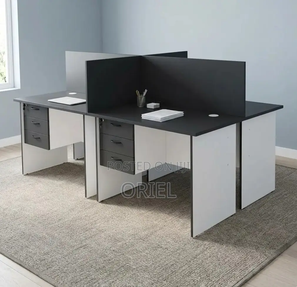 Office Workstation : 4-Seater Local Office Workstation for Sale