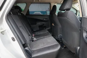 Toyota Ractis 2017 Silver