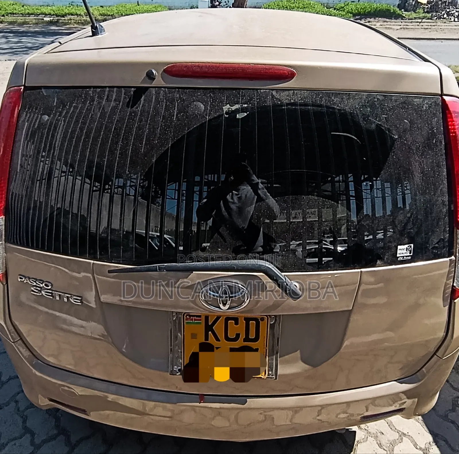 Toyota Passo Sette 2008 Gold