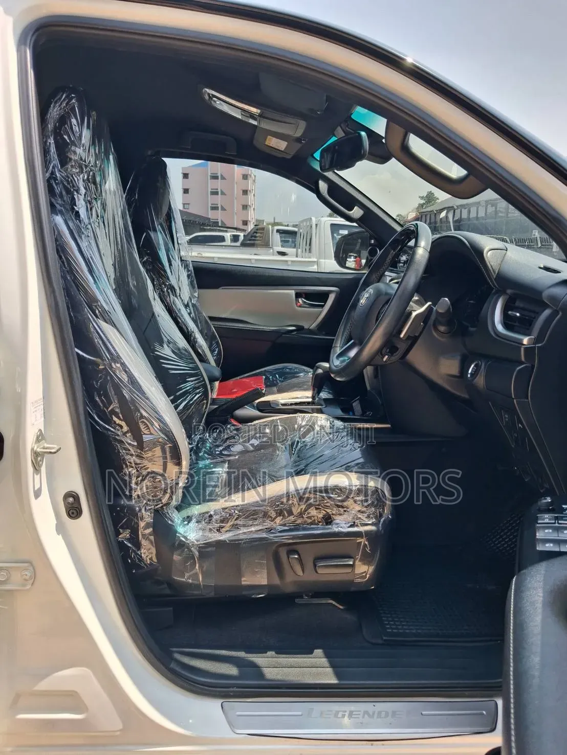 Toyota Fortuner 2022 Off white
