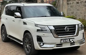 Nissan Patrol 2013 Pearl