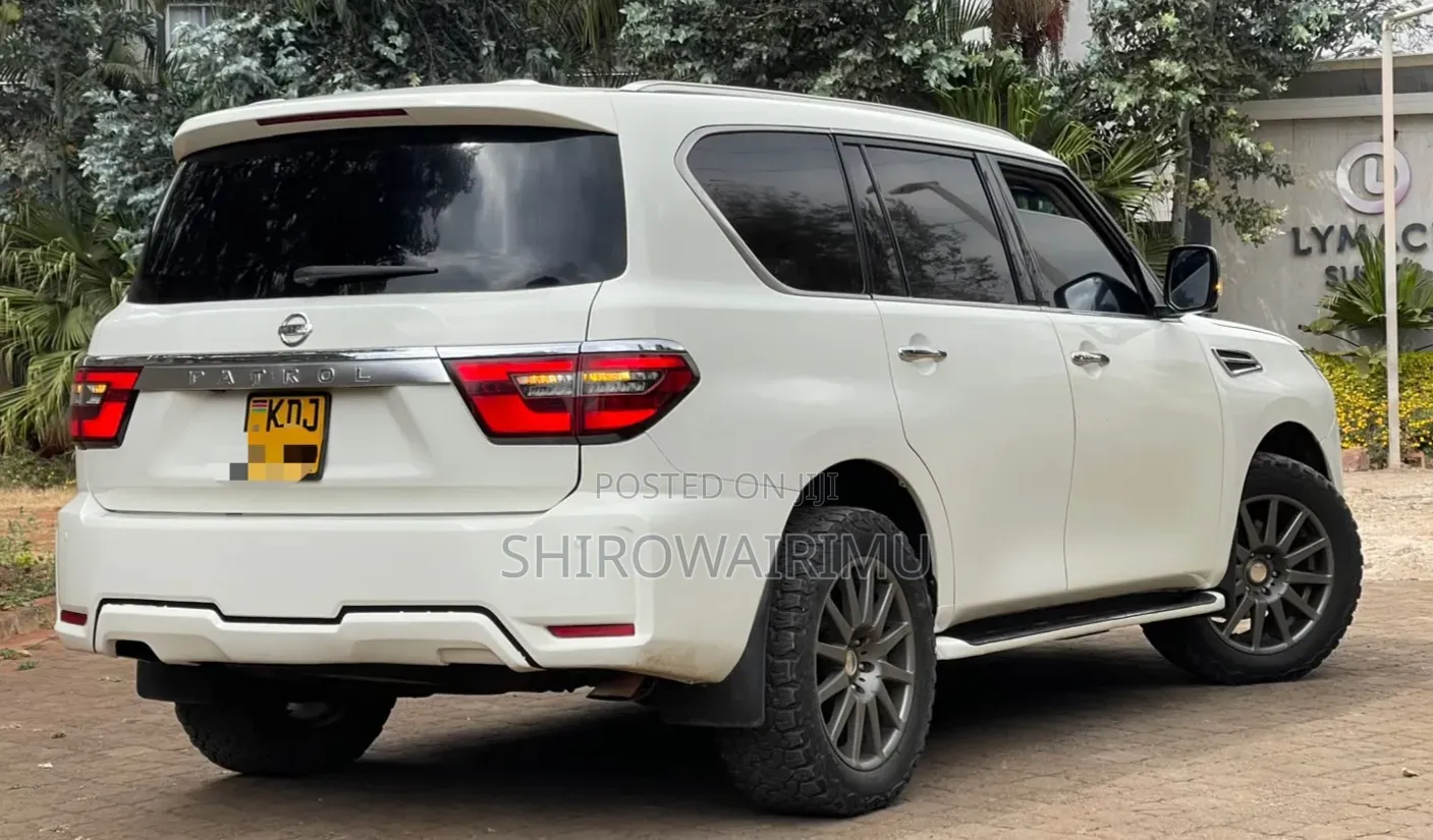 Nissan Patrol 2013 Pearl