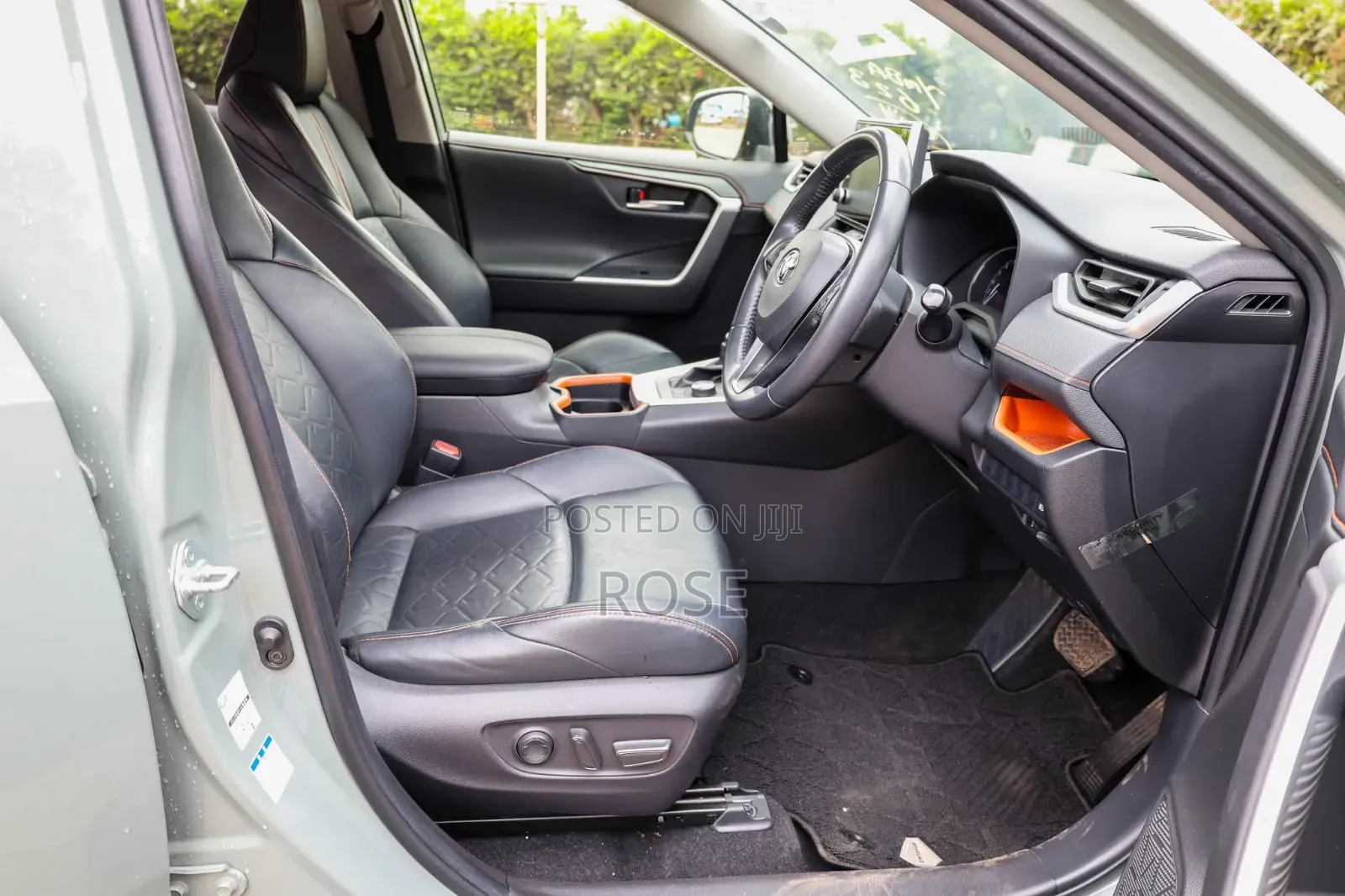 Toyota RAV4 2020 Ivory