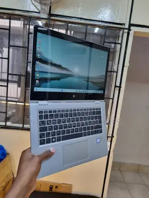 Laptop HP EliteBook X360 1030 G2 8GB Intel Core i5 SSD 256GB