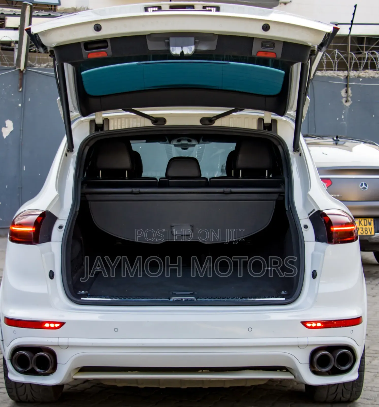 Porsche Cayenne 2016 Pearl