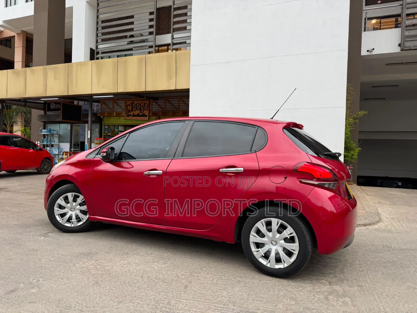 Peugeot 208 2018 Red