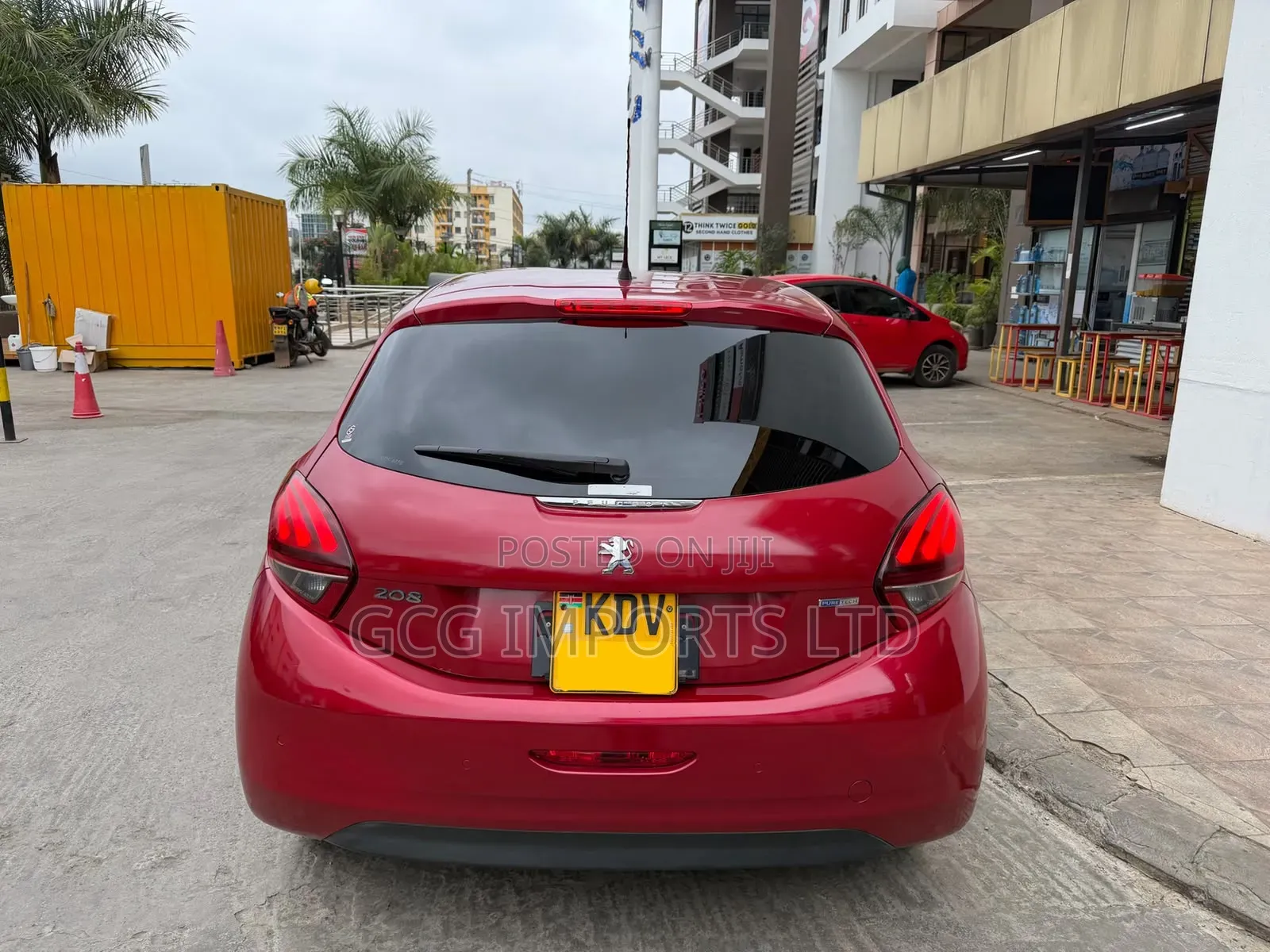 Peugeot 208 2018 Red